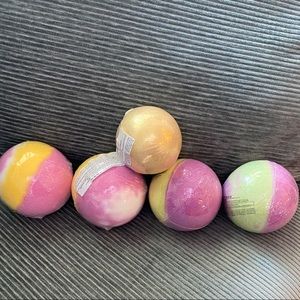 5 bath bombs